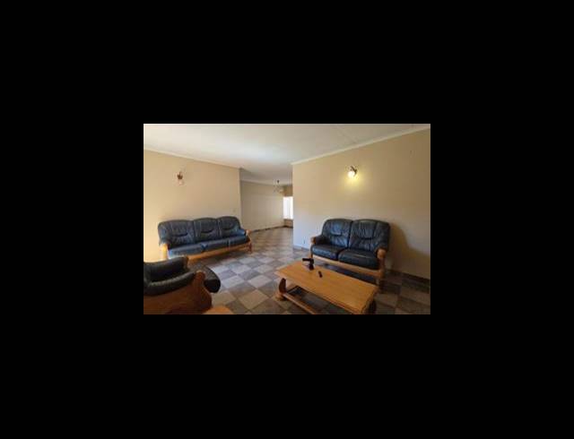 4 BEDROOM HOUSE FOR SALE IN SINOVILLE